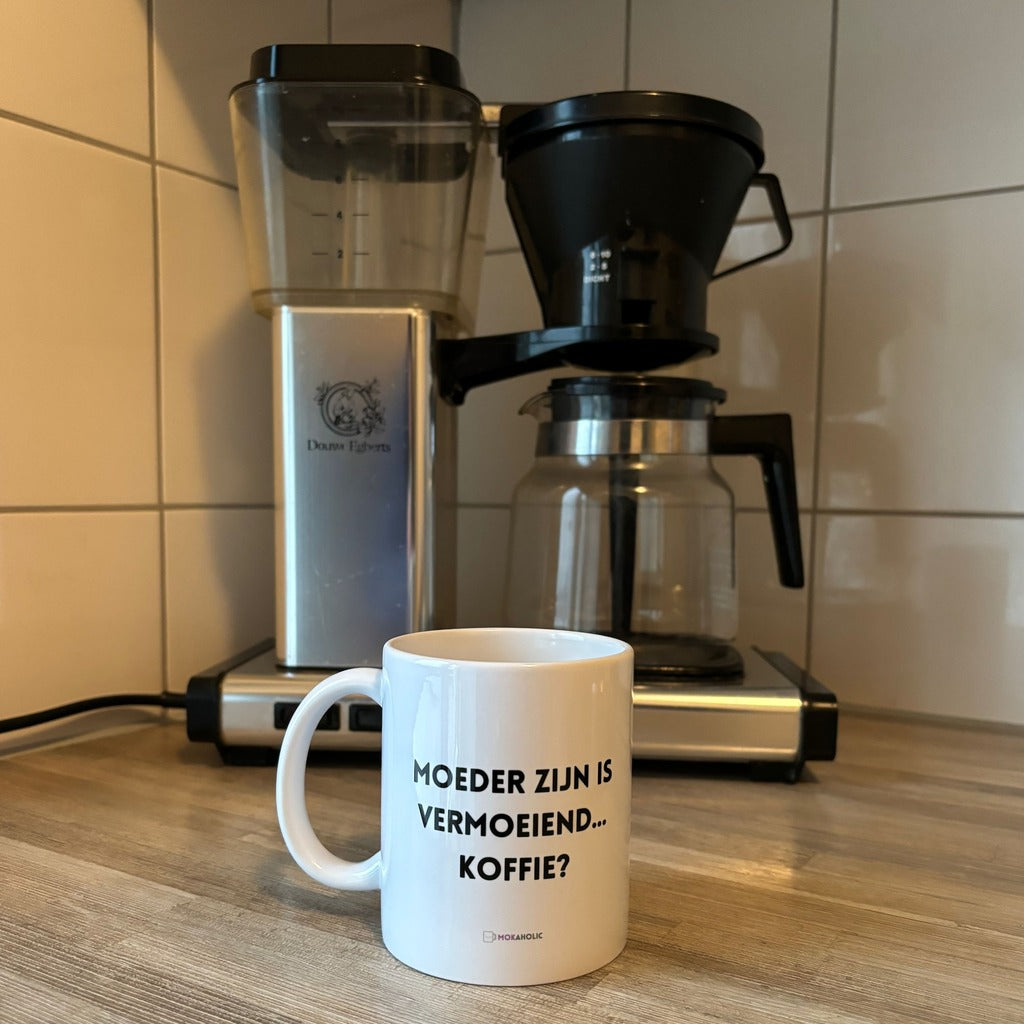 Moeder zijn is vemoeiend mok