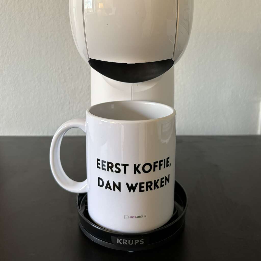 Eerst koffie, dan werken Mok